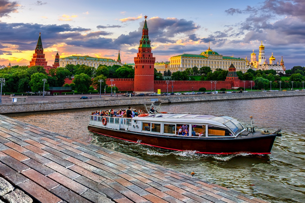Moscow River Cruise.jpg